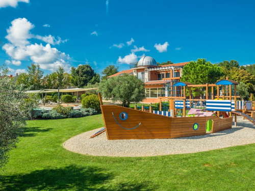 Family villas in Croatia