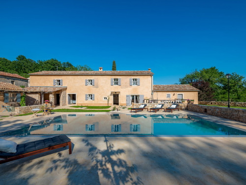 Rustic villas in Croatia