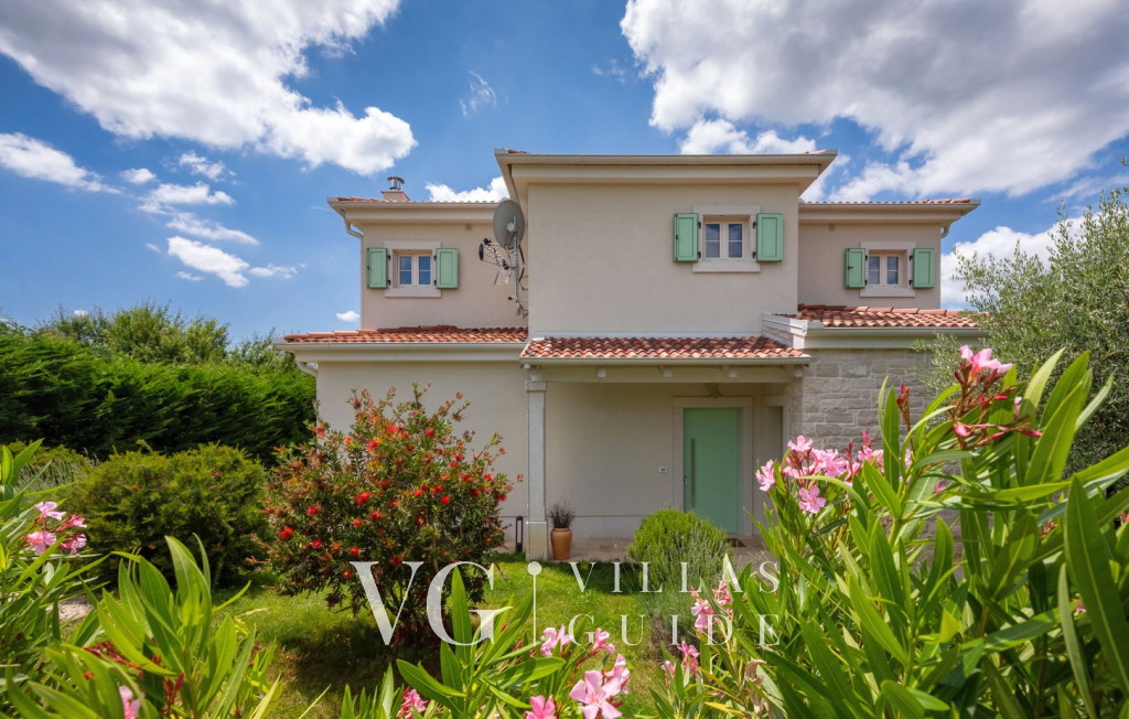 Villa Vita Garden and property exterior