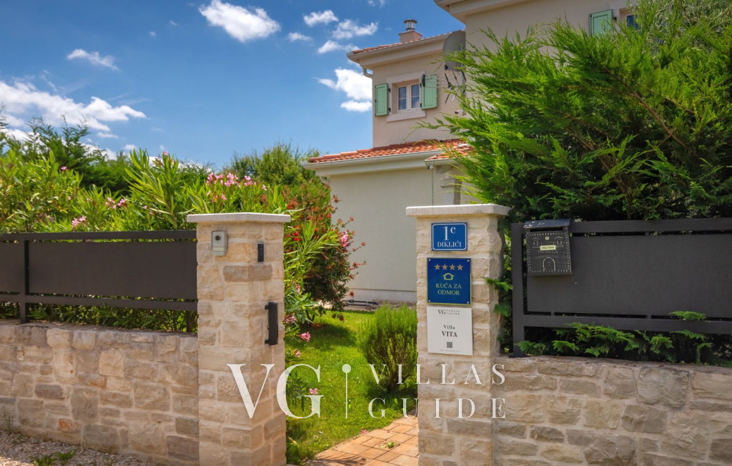 Villa Vita Garden and property exterior