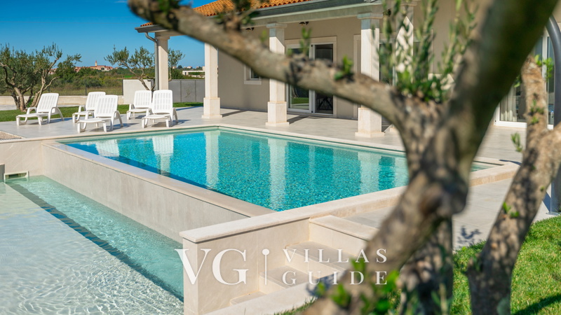 Villa Civitan Garden and property exterior