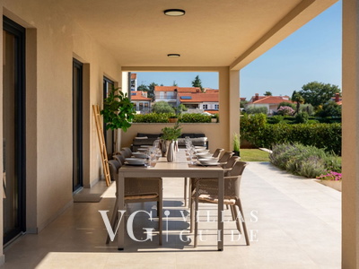 Villa Amoroso Additional content