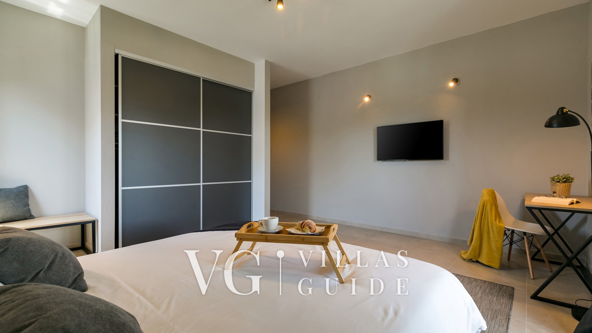 Villa Amoroso Bedroom