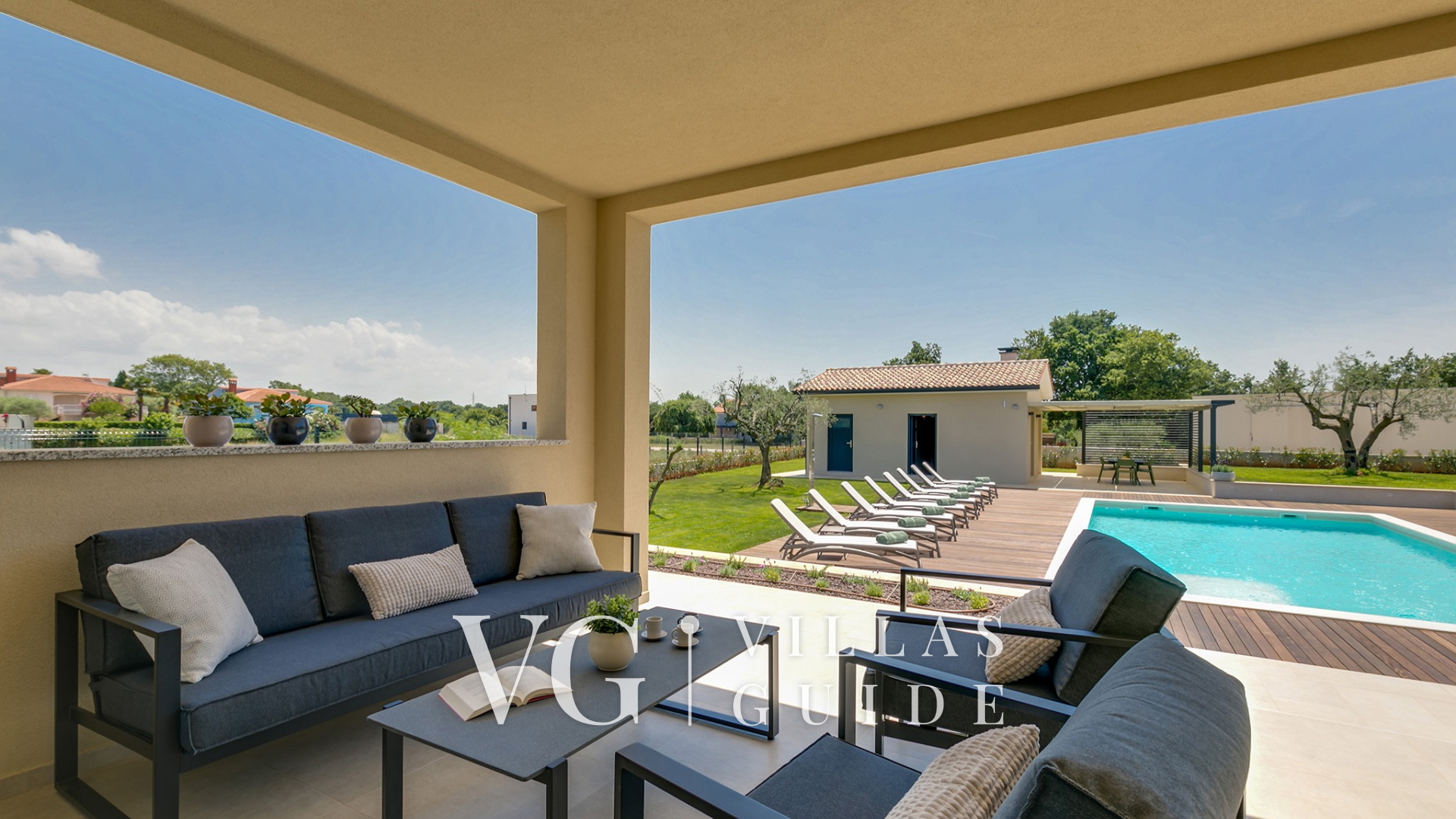 Villa Amoroso Additional content