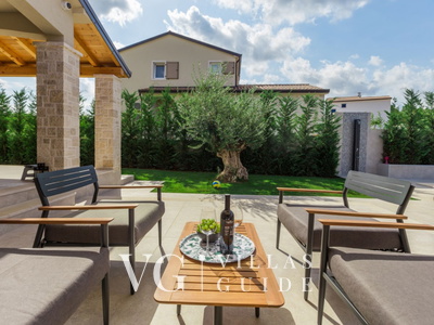 Villa No.18 Additional content