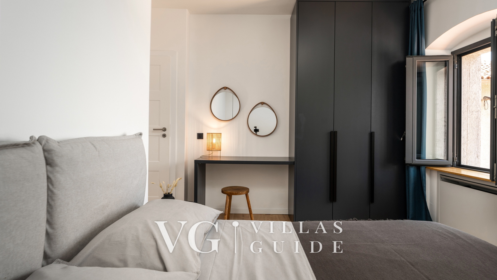 Villa Molindrio Bedroom