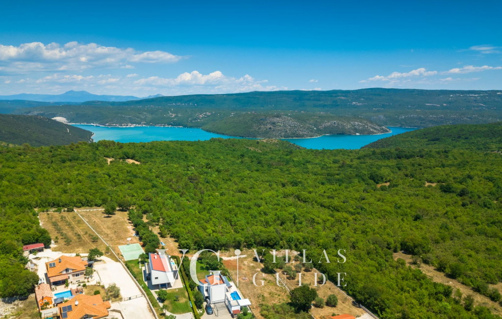 Villa Hedone Rakalj Garden and property exterior