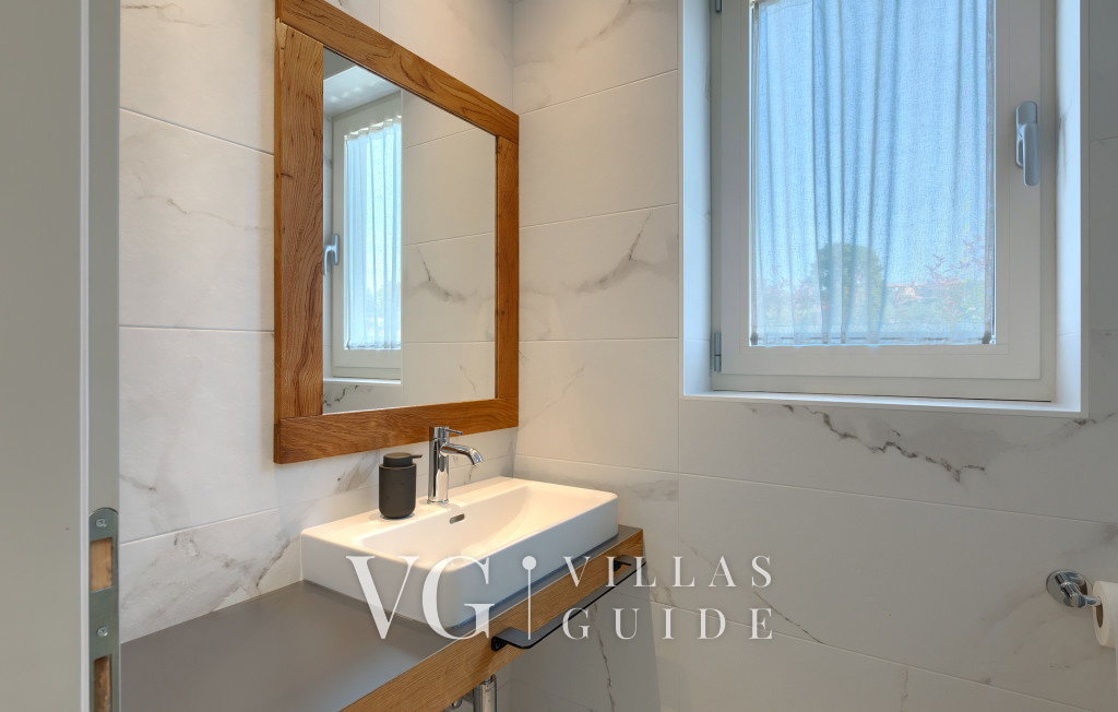 Villa Grgo WC za goste