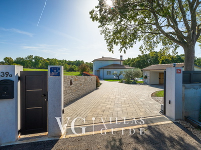 Villa Grgo Dvorište i vanjski dio objekta