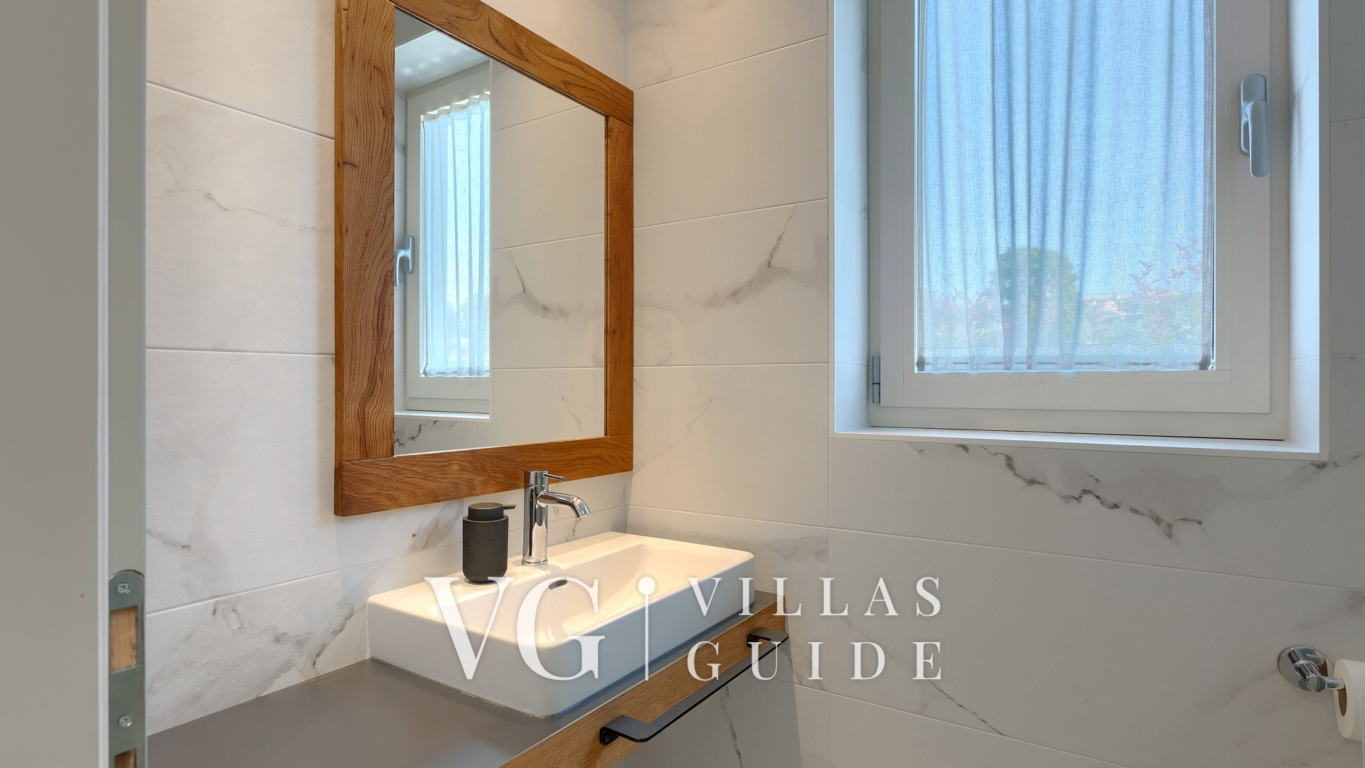 Villa Grgo WC za goste