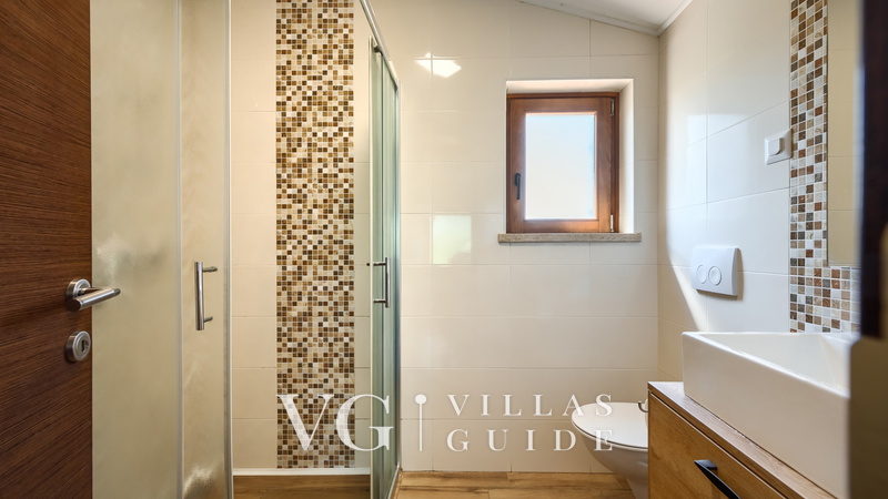 Villa Gita Bathroom
