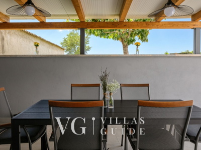 Villa Ana Additional content