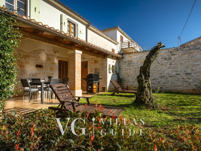 Villa Banko Additional content