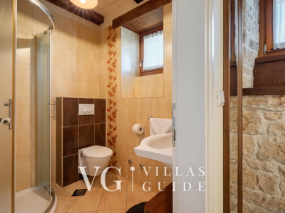 Villa Banko Bathroom