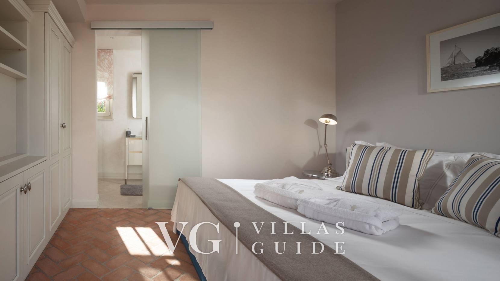 Villa Azzurra Bedroom