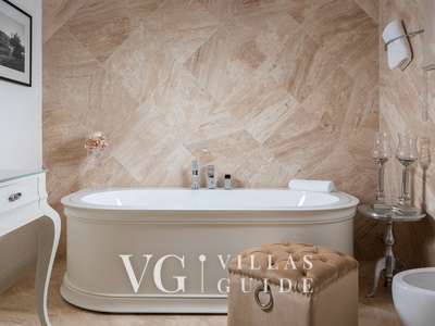 Villa Adele Bathroom