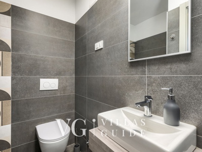 Villa Eva - Tar Bathroom