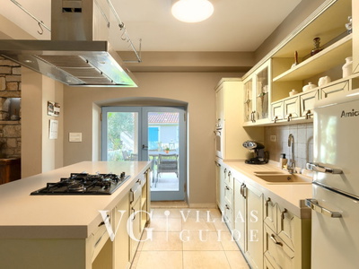 Stancija Čabrunići Kitchen