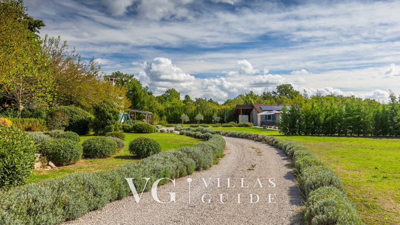 Stancija Čabrunići Dvorište i vanjski dio objekta