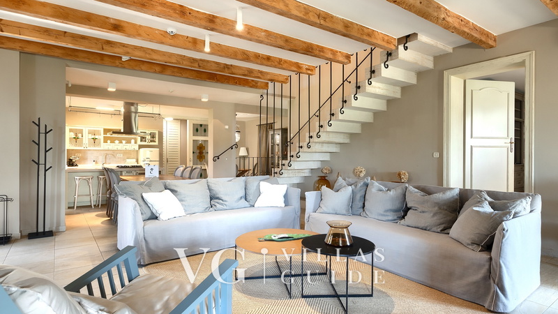 Stancija Čabrunići Dnevni boravak