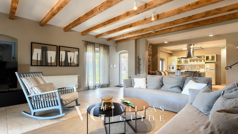 Stancija Čabrunići Dnevni boravak