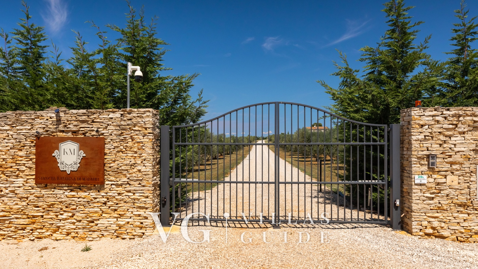 Stancija Katarina di Maladel Garden and property exterior