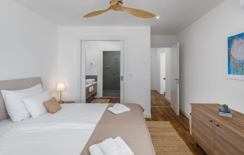 Villa Porto Bus Beachside