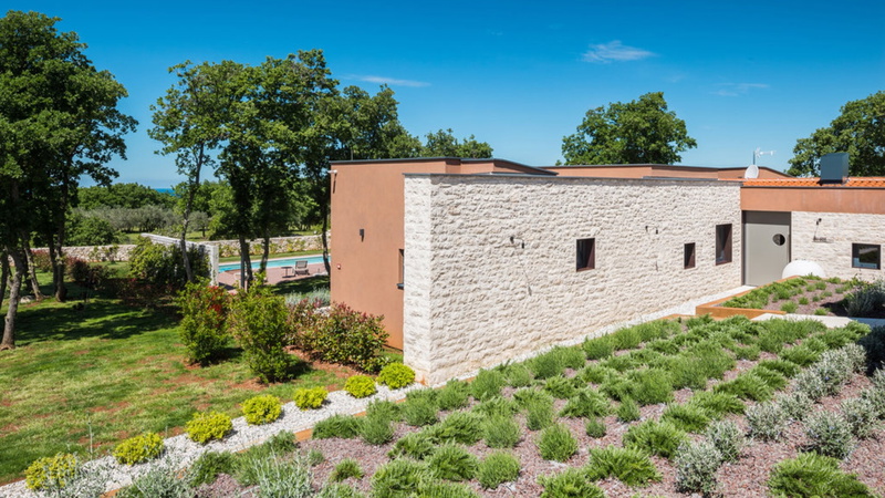 Villa Voliera