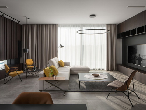 Villa Noble with outdoor pool and game room