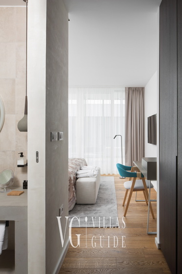 Villa Noble with outdoor pool and game room Bagno