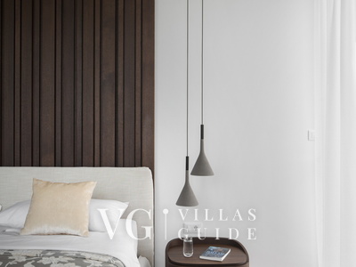 Villa Noble with outdoor pool and game room