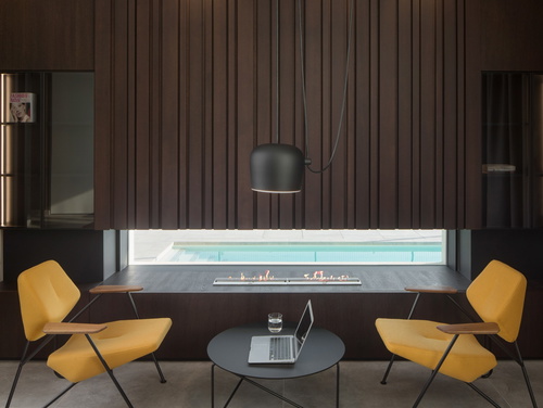 Villa Noble with outdoor pool and game room