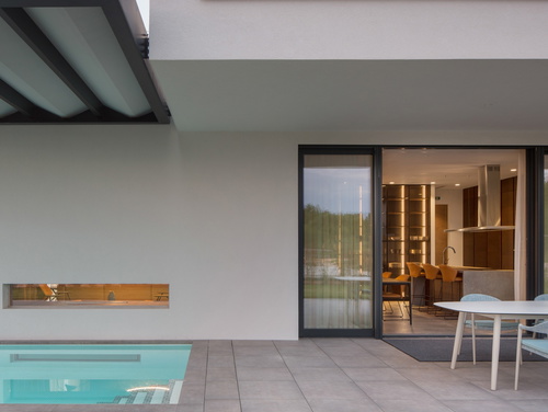 Villa Noble with outdoor pool and game room