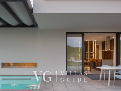 Villa Noble with outdoor pool and game room Piscina