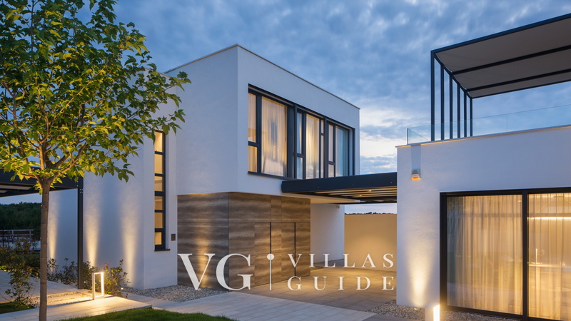 Villa Noble with outdoor pool and game room Giardino e esterni della proprietà