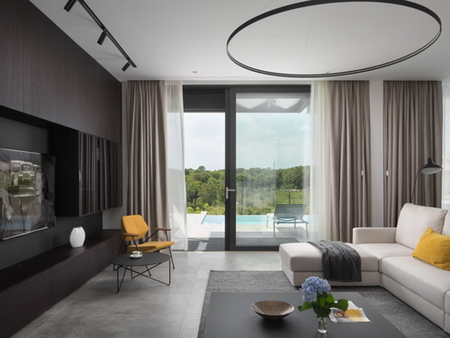 Villa Noble with outdoor and indoor pool