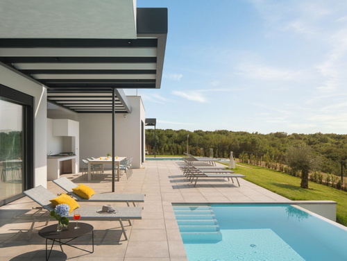 Villa Noble with outdoor and indoor pool