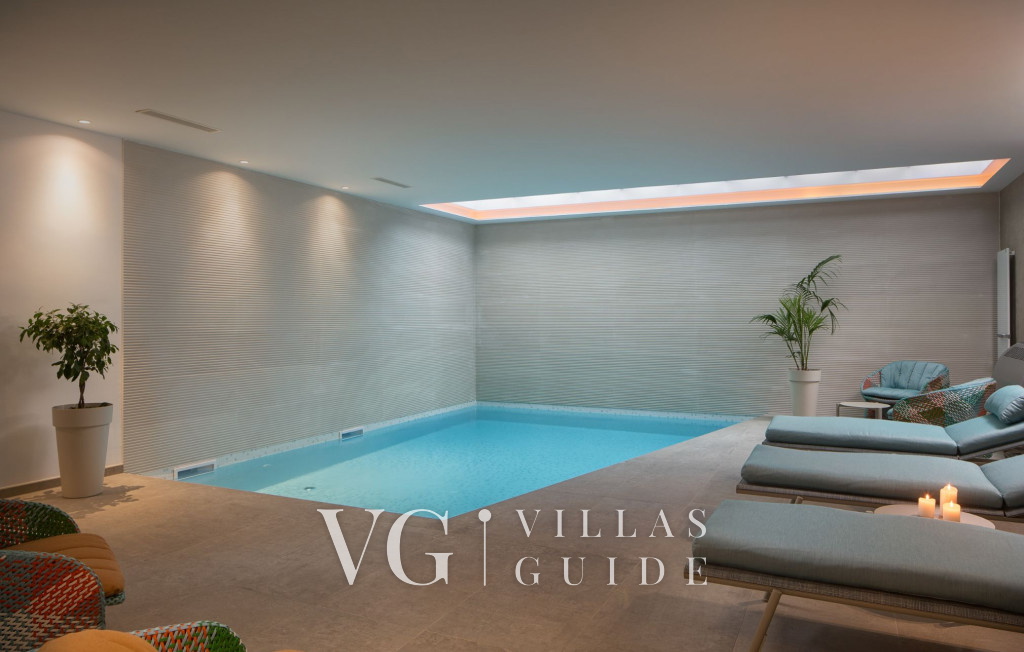 Villa Noble with outdoor and indoor pool
