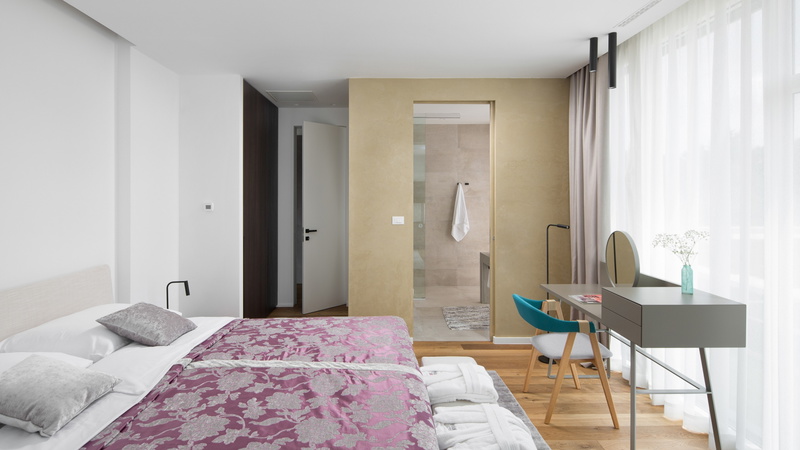 Villa Noble with outdoor and indoor pool