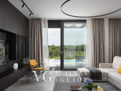 Villa Noble with outdoor and indoor pool