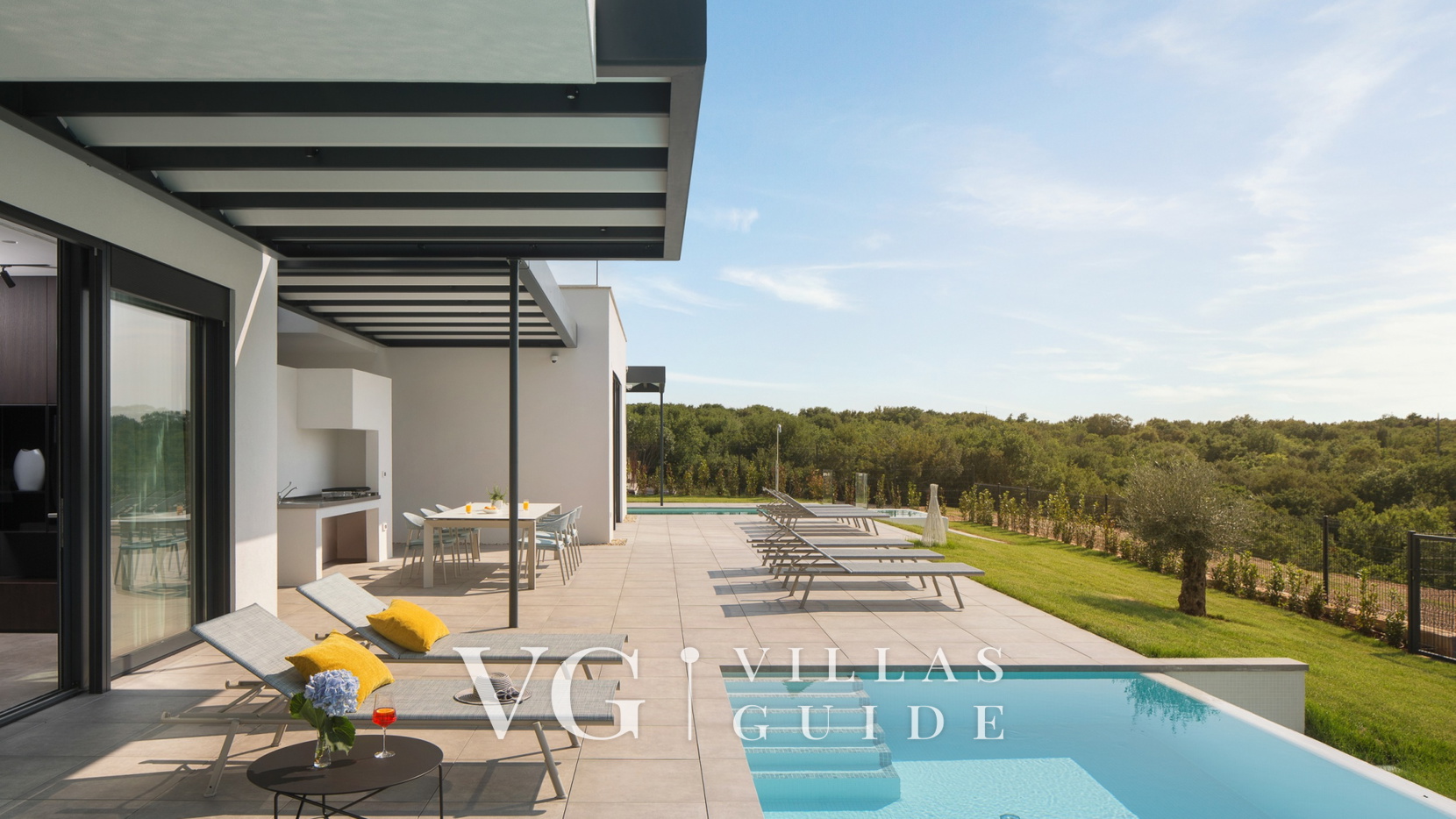 Villa Noble with outdoor and indoor pool