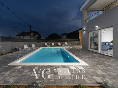 Villa Danica Garden and property exterior