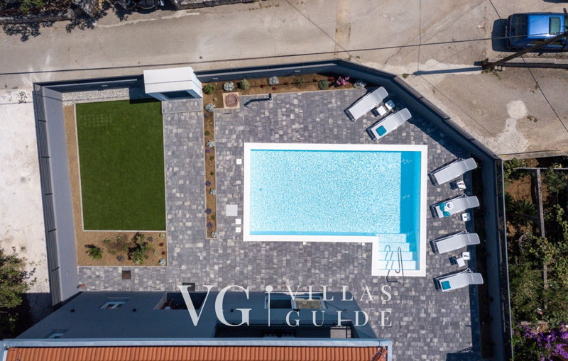 Villa Danica Garten und Außenbereich