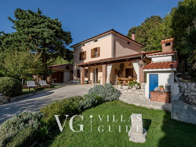 Holiday Home Vintage