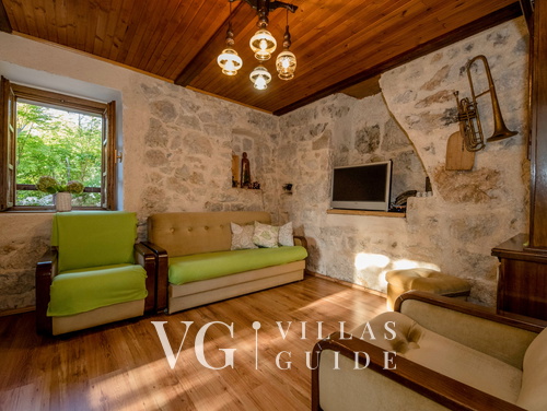 Holiday Home Vintage