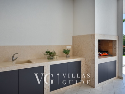 Villa Blanka Zusatzinhalte