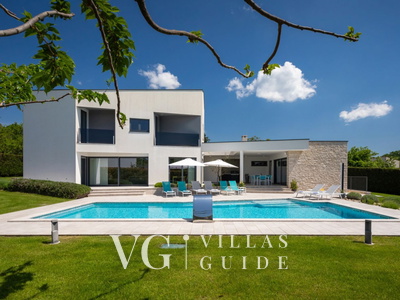 Villa Nada Garden and property exterior