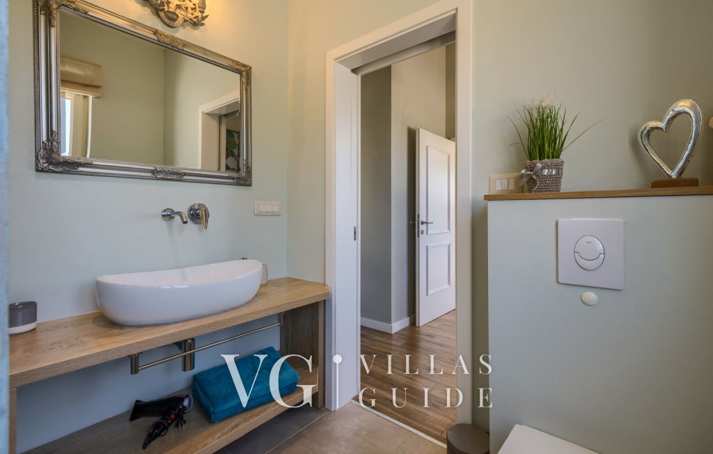 Villa Monte Guest toilet