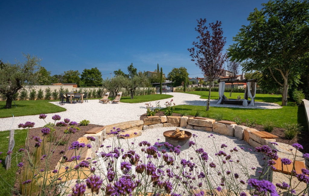 Villa Rapavel Dvorište i vanjski dio objekta