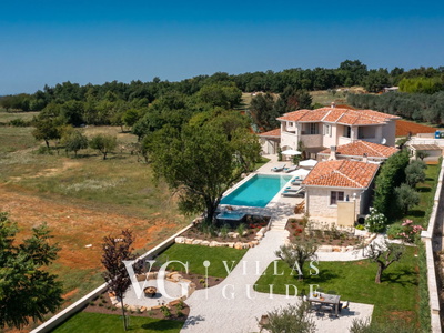 Villa Rapavel Dvorište i vanjski dio objekta